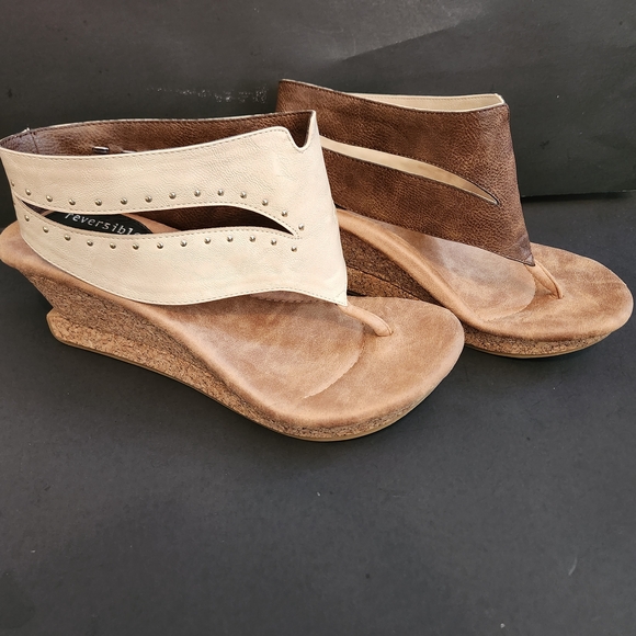 MODZORI REVERSIBLE BRIA Elegant Women's Tan and Cream Sandals - Picture 9 of 15